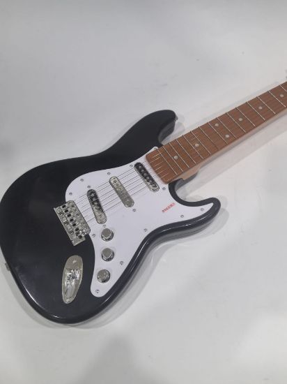 Picture of GUITAR