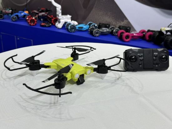 图片 Large Gift Box Big Eye Monster Long-Lasting Version Foldable Quadcopter Drone Toy